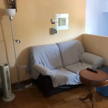 Ferienwohnung Familia Anfitriona Acoge Sevilla Exterior foto