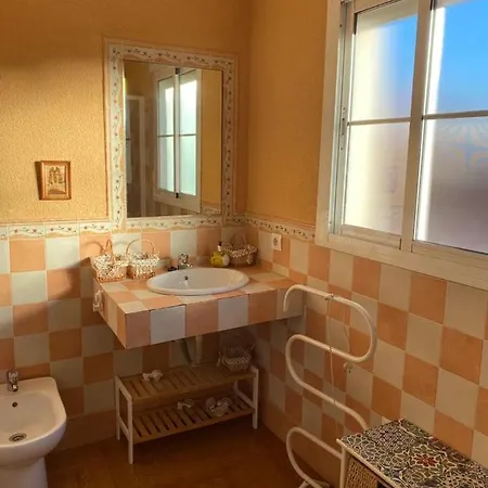 Ferienwohnung Familia Anfitriona Acoge Sevilla Exterior foto
